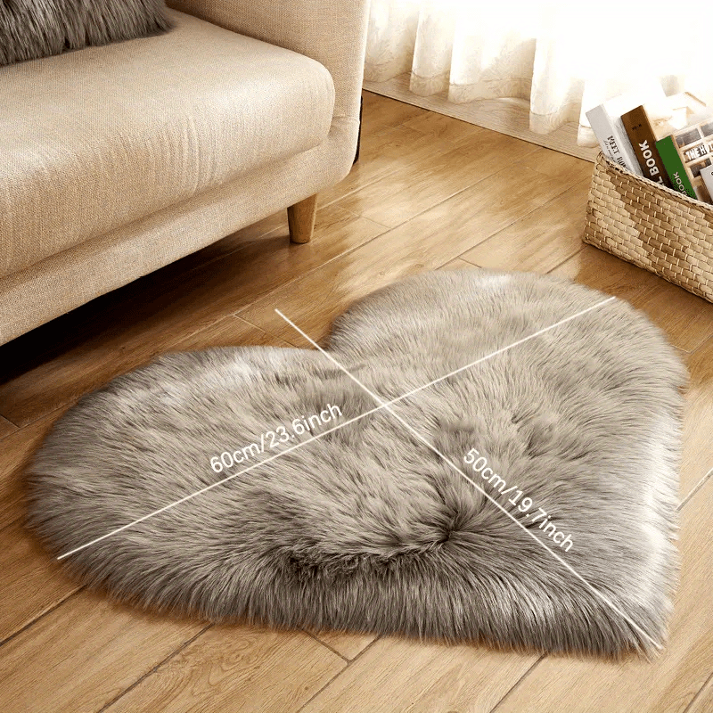 1pc Fluffy Area Rug Heart Shaped Living Room Mat Indoor Floor Mat Non slip