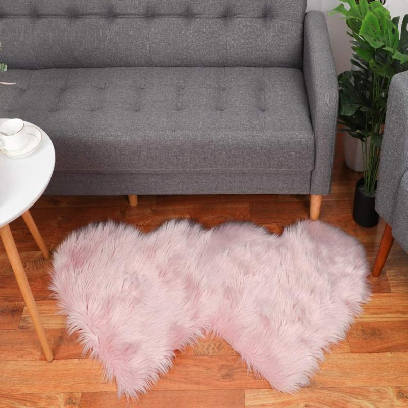 Soft and Stylish Pink Double Heart Rug for Bedroom and Living Room