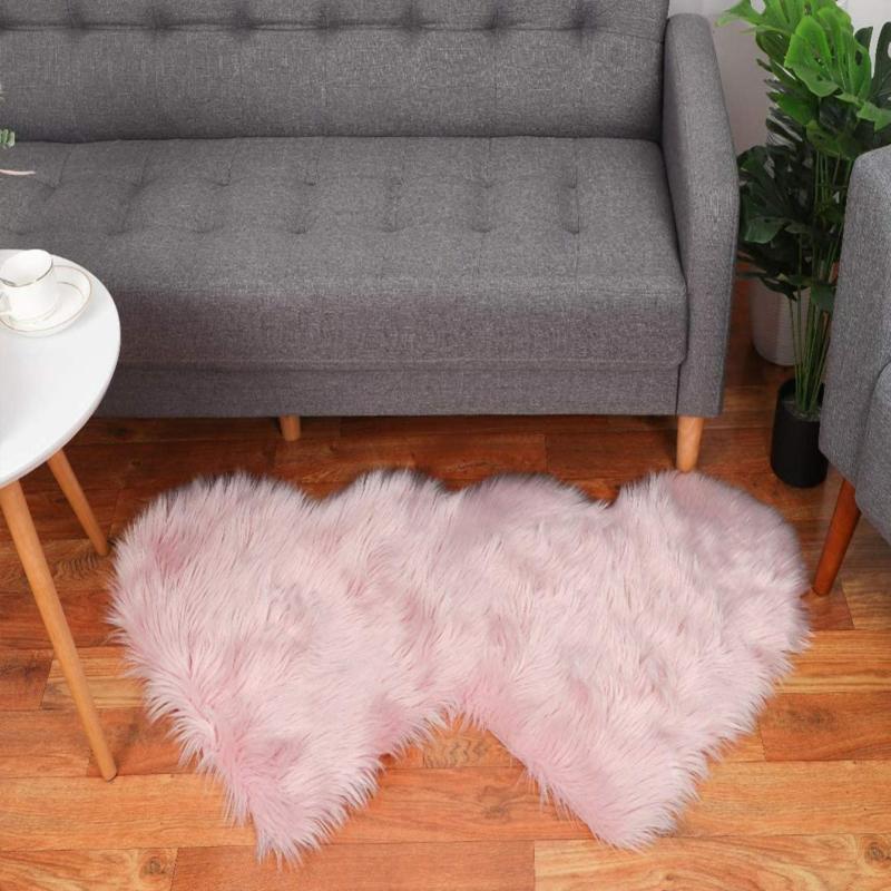 Soft and Stylish Pink Double Heart Rug for Bedroom and Living Room
