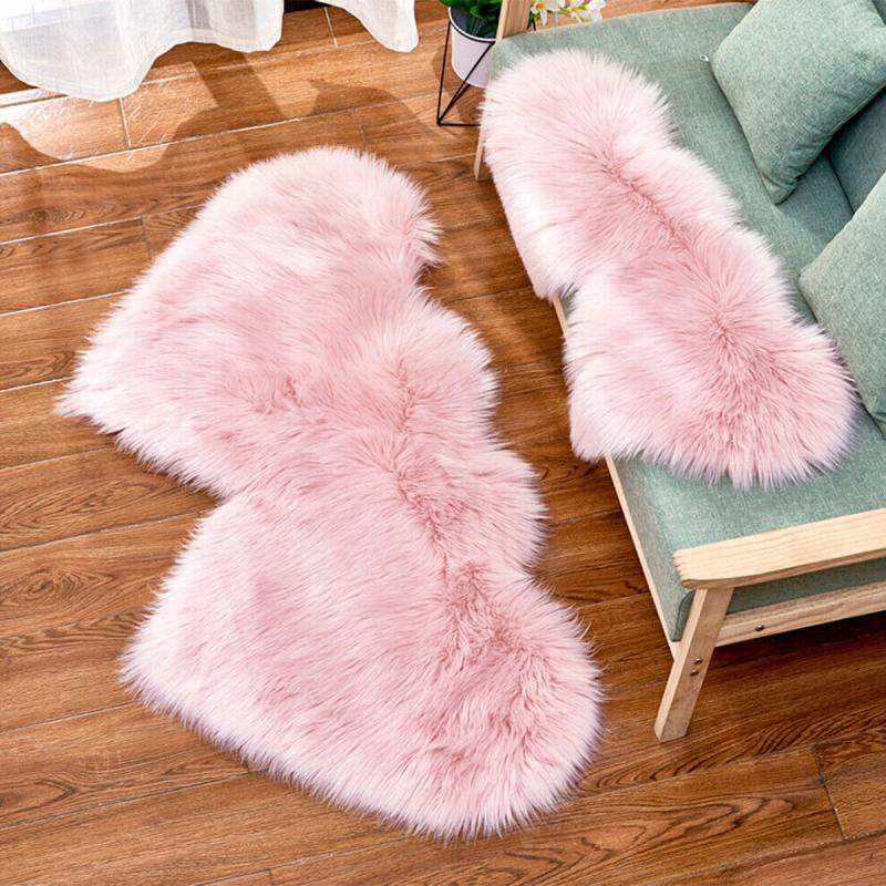 Soft and Stylish Pink Double Heart Rug for Bedroom and Living Room