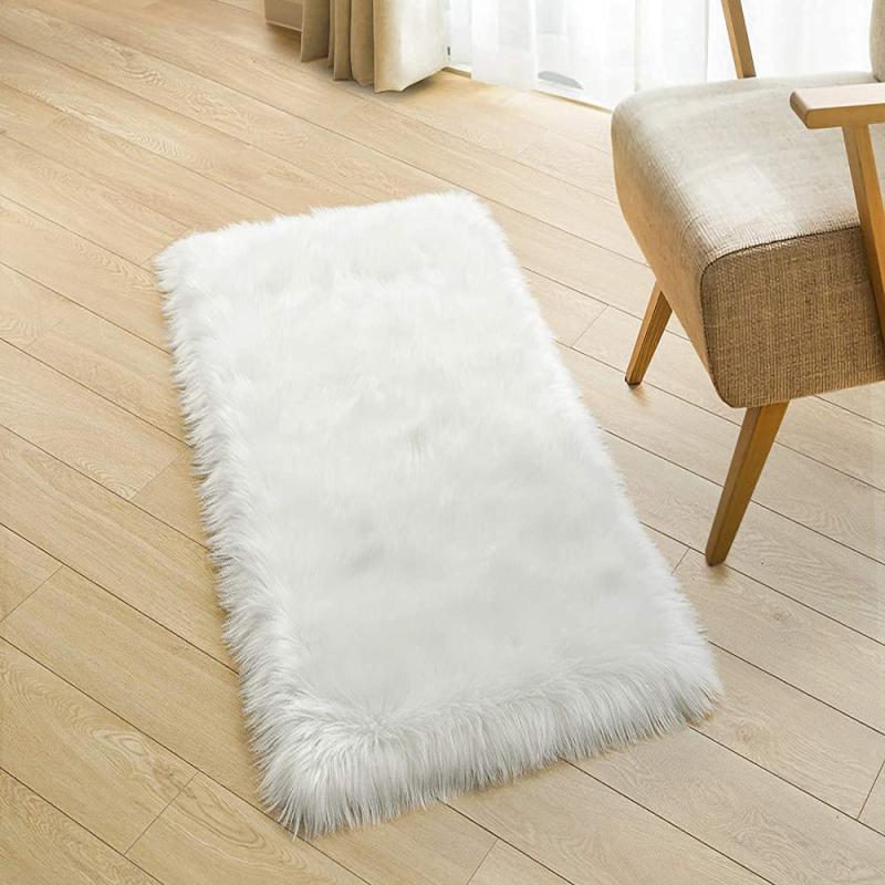 Plush Carpet Rug for Home Decor Soft and Fluffy