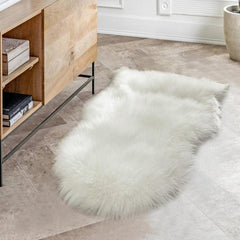 Soft Faux Fur Rug Washable Fluffy Area Rug for Living Room Bedroom Nursery Decor