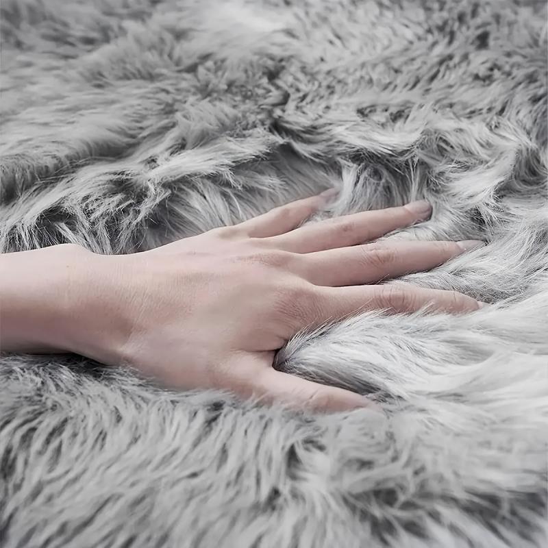 Bedside Fluffy Bedroom Rug Soft Faux Fur Sheepskin Carpet Warm Winter Decor