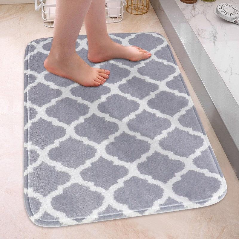 Soft & Absorbent Geometric Bathmat w/ Anti Skid Backing