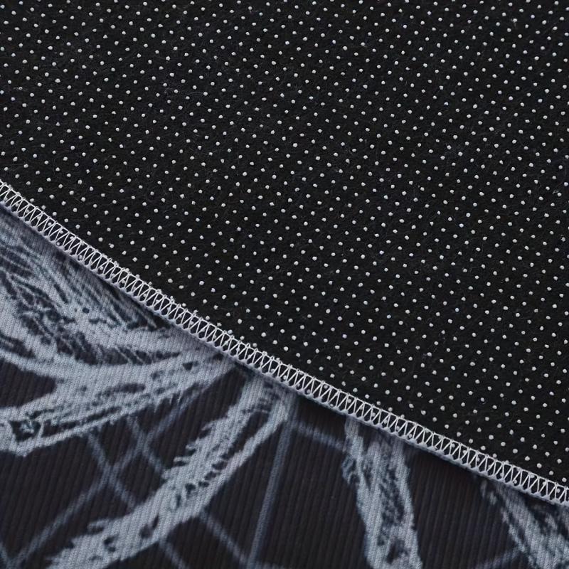 Spooky Spider Round Area Rug Non Slip Washable Carpet Floor Mat