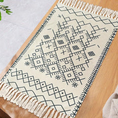 Hand Woven Boho Tassel Area Rug Soft Non Slip Linen Carpet