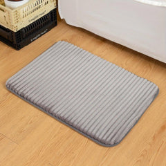 Soft and Absorbent Bathroom Door Mat Anti-Slip Washable Floor Mat