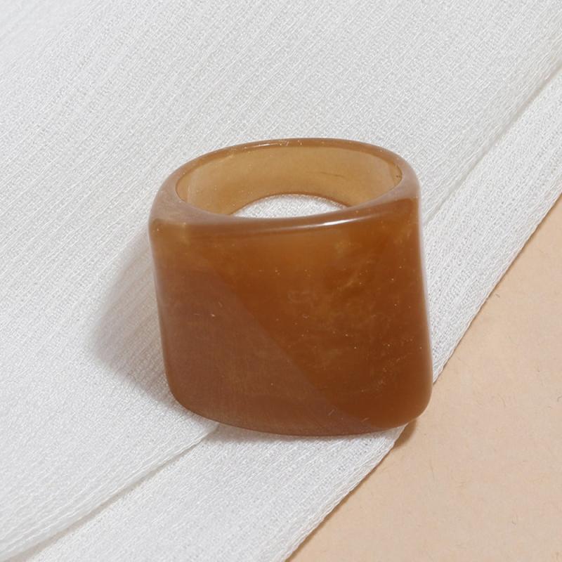 Vintage Band Ring Champagne Acrylic Jewelry