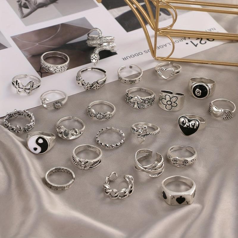 24pcs Gothic Vintage Ring Set Mix Match Daily Outfits
