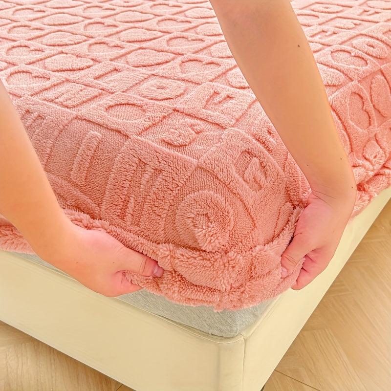 Thickened Milk Velvet Fitted Sheet Non slip Anti static Bed Cover