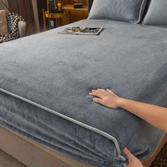 1pc Solid Milk Fleece Fitted Sheet for Bedroom Guest Room Hotel