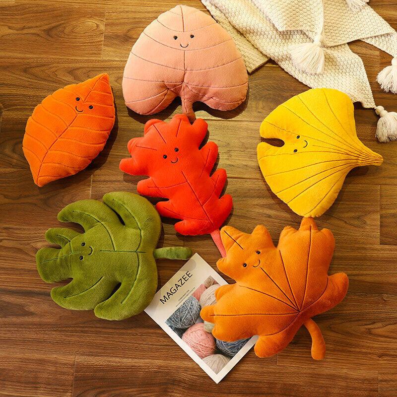 Cartoon Leaves Pattern Throw Pillow For Home Decor