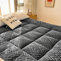Soft Milk Fleece Lamb Velvet Mattress Pad for Bedroom