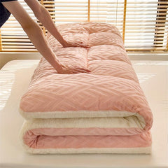 Soft Milk Fleece Lamb Velvet Mattress Pad for Bedroom