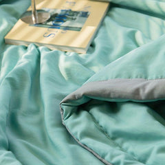 Soft & Comfortable Quilt for Bedroom Living Room Hotel Decor