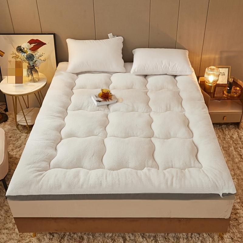 Lamb Wool Mattress Thickening to Keep Warm Three-dimensional Quilting Process