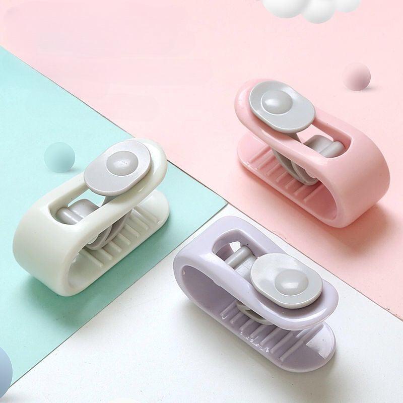 Bed Sheet Fixer Non-slip Quilt Buckle Safety Clip Home Bedroom Blanket