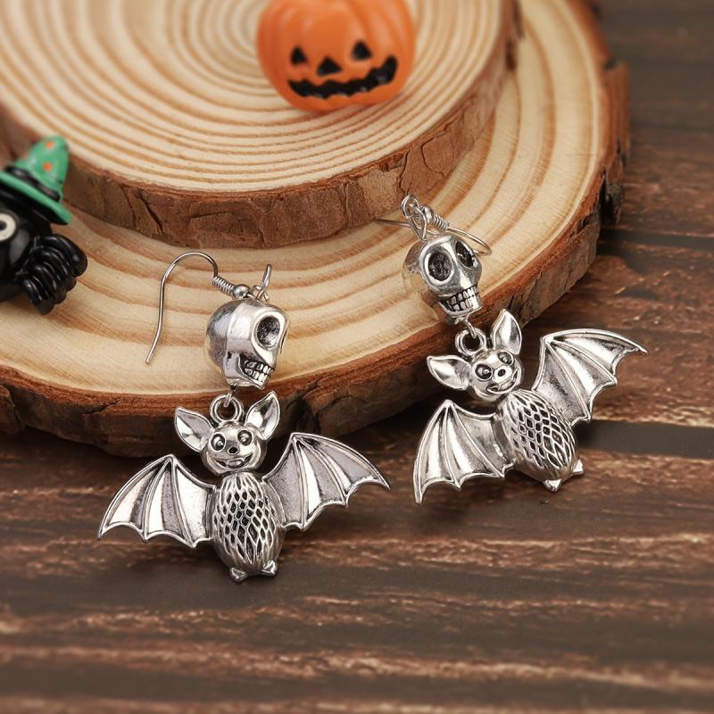 Vintage Bat Skull Dangle Earrings Goth Punk Style Halloween Ear Ornaments