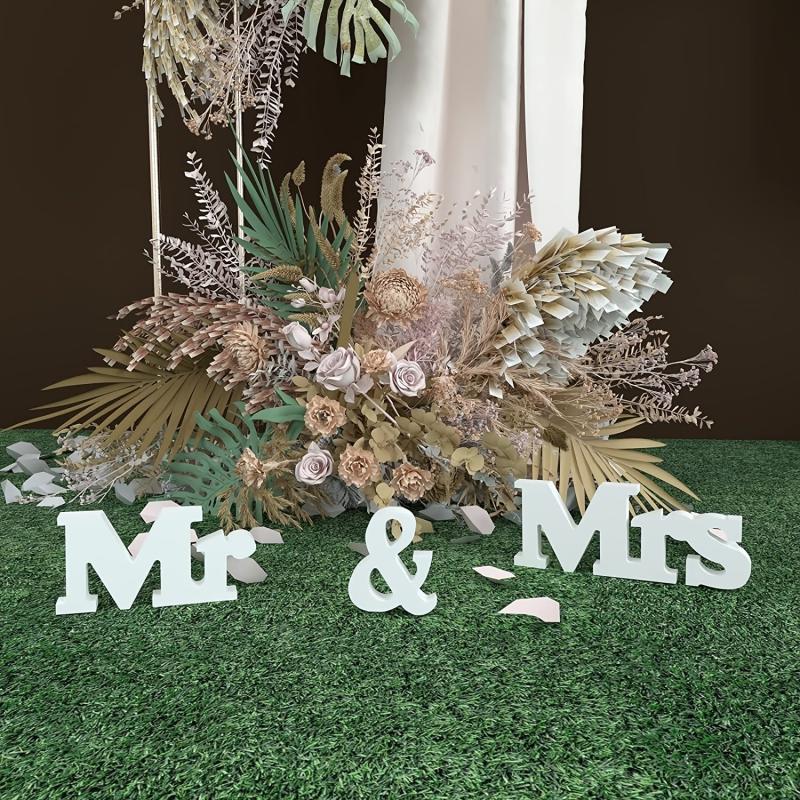 3pcs Mr & Mrs Wedding Supplies Alphabet Decoration Photography Props