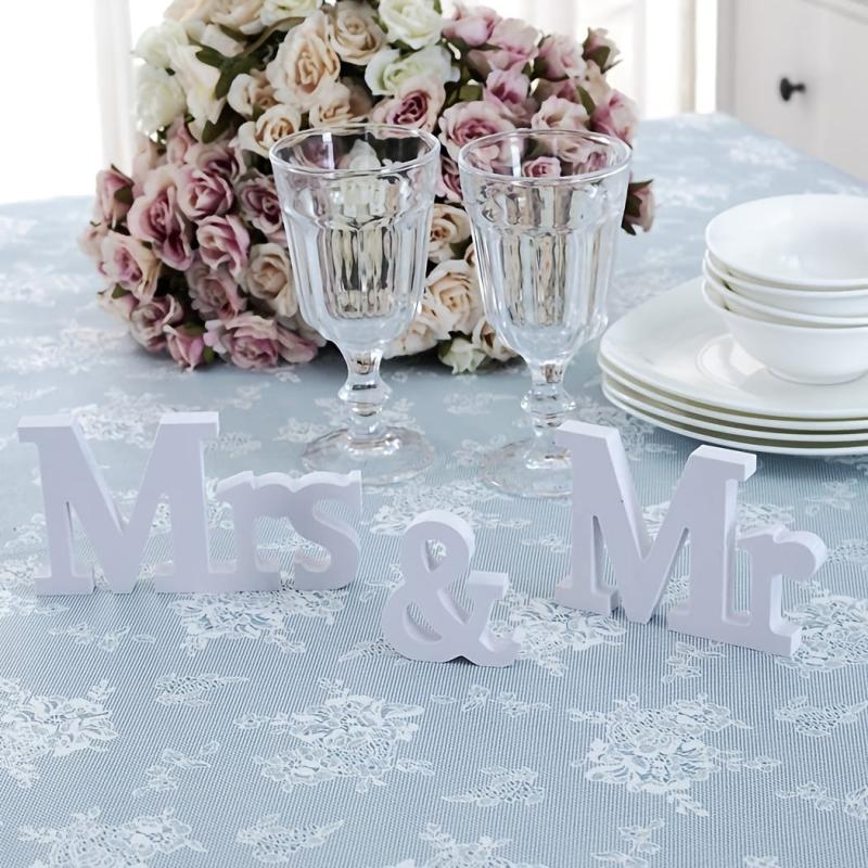 3pcs Mr & Mrs Wedding Supplies Alphabet Decoration Photography Props