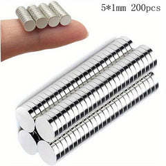 200pcs Neodymium Disc Magnets 5x1mm