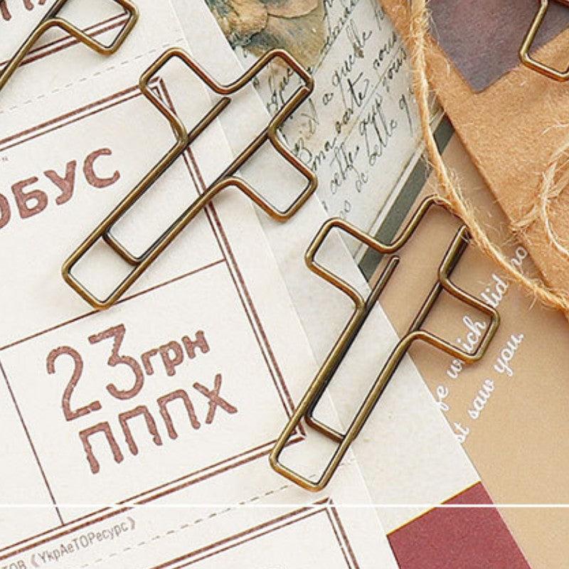 20pc Cross Paper Clips with Plastic Box Desk Organizers