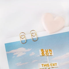 200 Love Heart Paper Clips in Tinplate Holder
