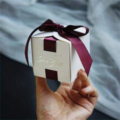 50pcs Wedding Favors Souvenirs Candy Boxes with Ribbon for Events