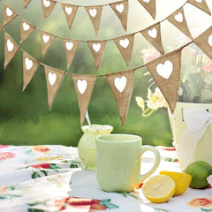 2pcs Heart Shape Burlap Banner Flags Pennant Banner For Garden Party