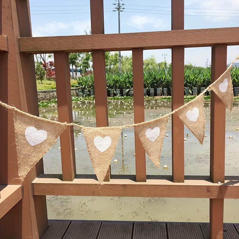 2pcs Heart Shape Burlap Banner Flags Pennant Banner For Garden Party