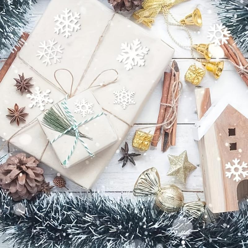 50pcs 25mm Wooden Snowflake Ornaments for Xmas Crafts