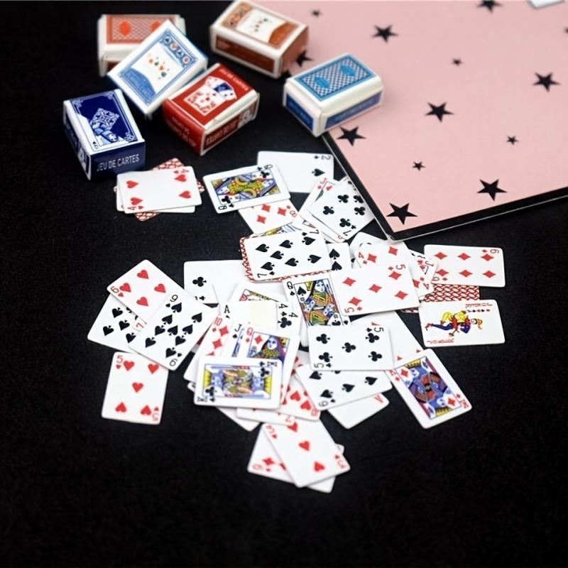 4pcs Mini Small Poker Cards Props Party Self teaching Unusual Items
