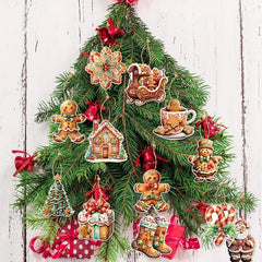 12pcs Gingerbread Man Theme Christmas Party Decoration Pendants