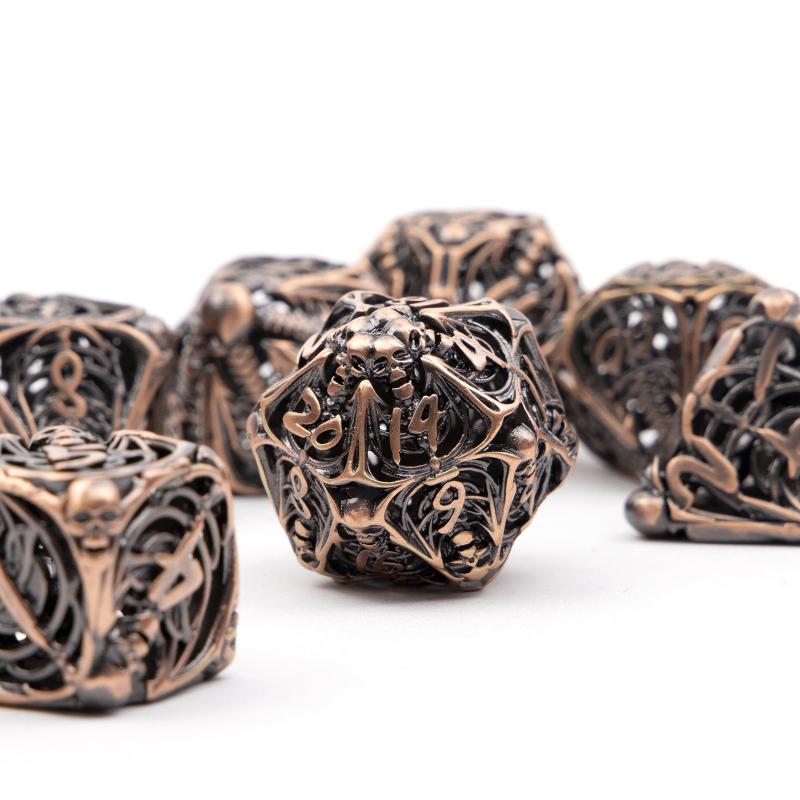 7pcs Coppery Skull Metal Dice Set for RPG Board Games