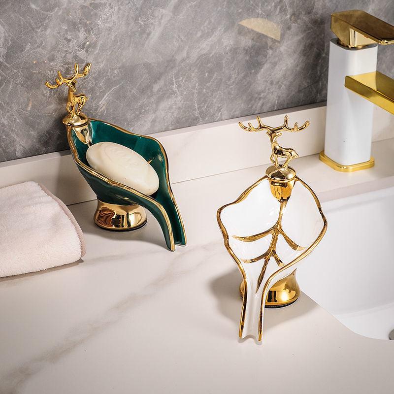Leaf Shaped Soap Box With Deer Decoration Self Draining Soap Dish
