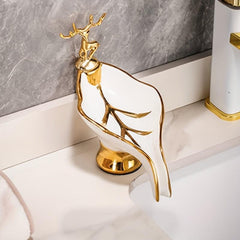 Leaf Shaped Soap Box With Deer Decoration Self Draining Soap Dish