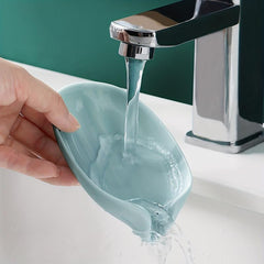 Leaf-shaped Soap Dish Plastic Self Draining Soap Holder