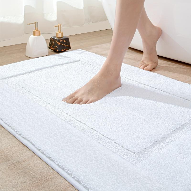 Plush Bath Mat Soft and Machine Washable Carpet for Home Decor