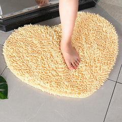 Soft Chenille Heart Shaped Door Mat Non Slip Bath Rug for Home Decor