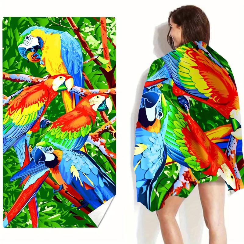 Birds Parrot Pattern Beach Towel - Soft & Absorbent Microfiber Towel