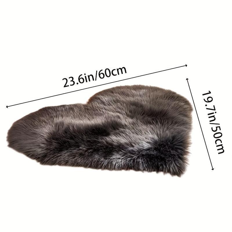 Soft Fluffy Shaggy Area Rug Plush Carpet Heart Shaped for Living Room & Bedroom