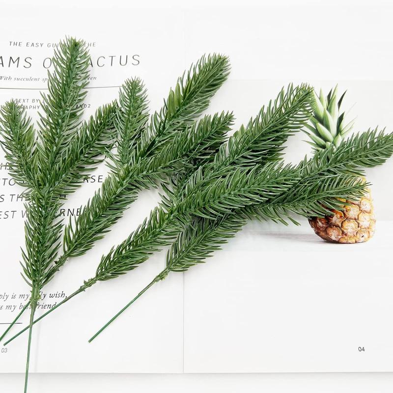 50pcs Artificial Pine Branches for Christmas Wreath & Garden Decor