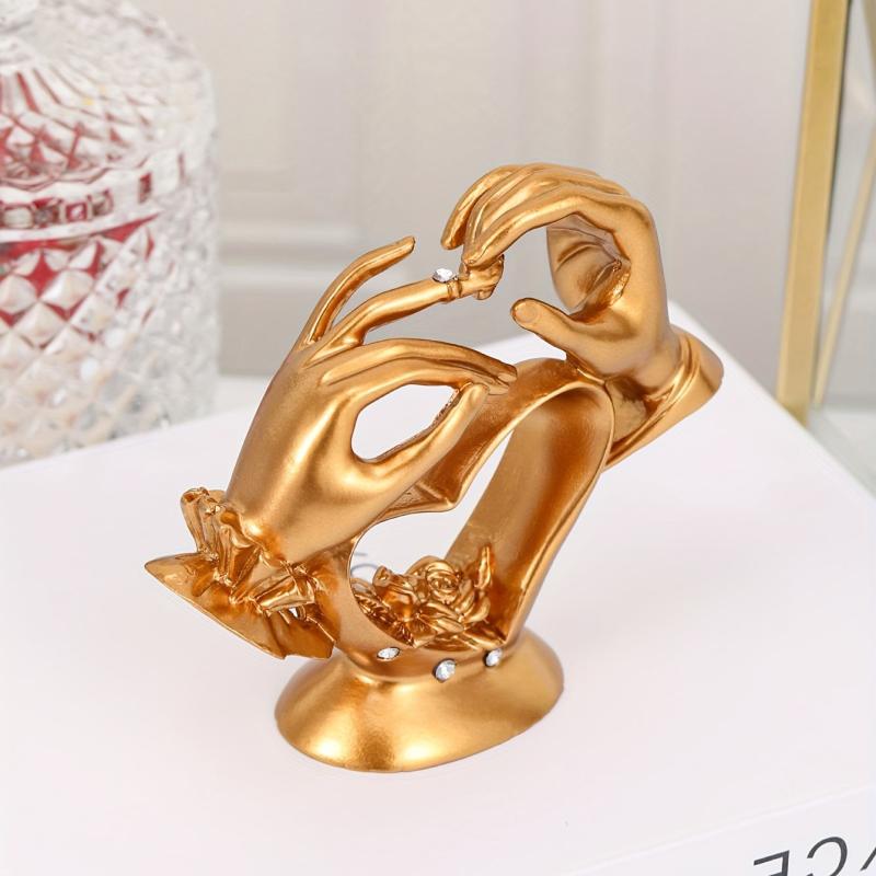 Heart & Hand Decoration Craft Love Statue Wedding Ornaments