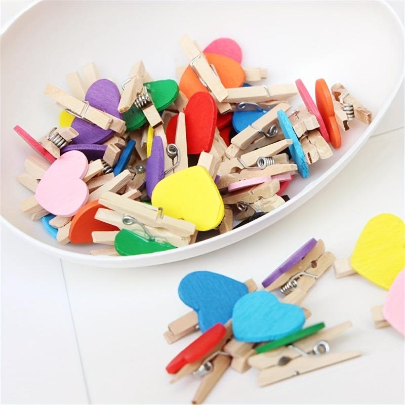 50pcs Red Heart Clips Wooden Clothes Photo Pegs Wedding Stationery Decor