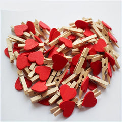 50pcs Red Heart Clips Wooden Clothes Photo Pegs Wedding Stationery Decor