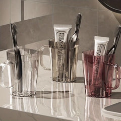 Minimalist Mouthwash Cup Plastic Gargle Cup With Handle Bathroom Tumbler