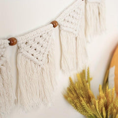 Beaded Tapestry with Tassels for Home Decor - Adds Touch of Elegance to Space