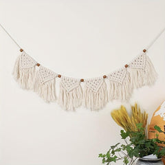 Beaded Tapestry with Tassels for Home Decor - Adds Touch of Elegance to Space