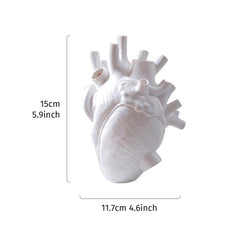 Heart Vase Decorative Bottle Dried Flower Container Resin Handicraft Ornament