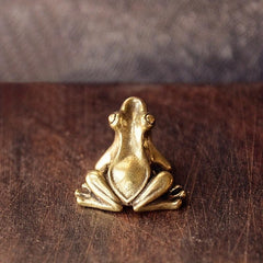 Retro Copper Frog Figurine Desktop Ornament and Tea Pet Decor